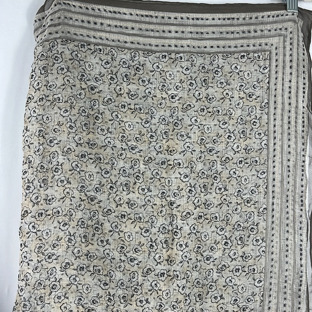 Doncaster Flower Stripe Border 100% Silk Scarf Color Sand Rolled Edges NWT - Picture 6 of 12